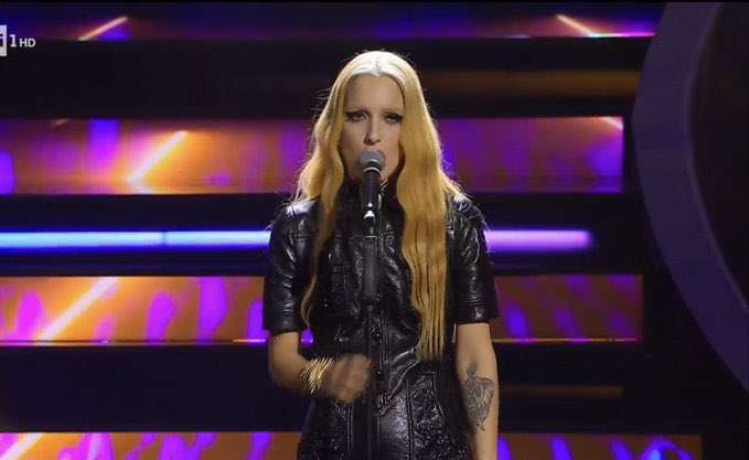 sogerick's tweet photo. Comunque mi dispiace che Levante non venga mai capita. A partire da Tikibombom che è stata la voce “degli ultimi della fila” per finire con Vivo che è un altro inno immenso. ringrazio chi va a fondo. #Sanremo2023 #DomenicaIn https://t.co/WcGo10lkZ8