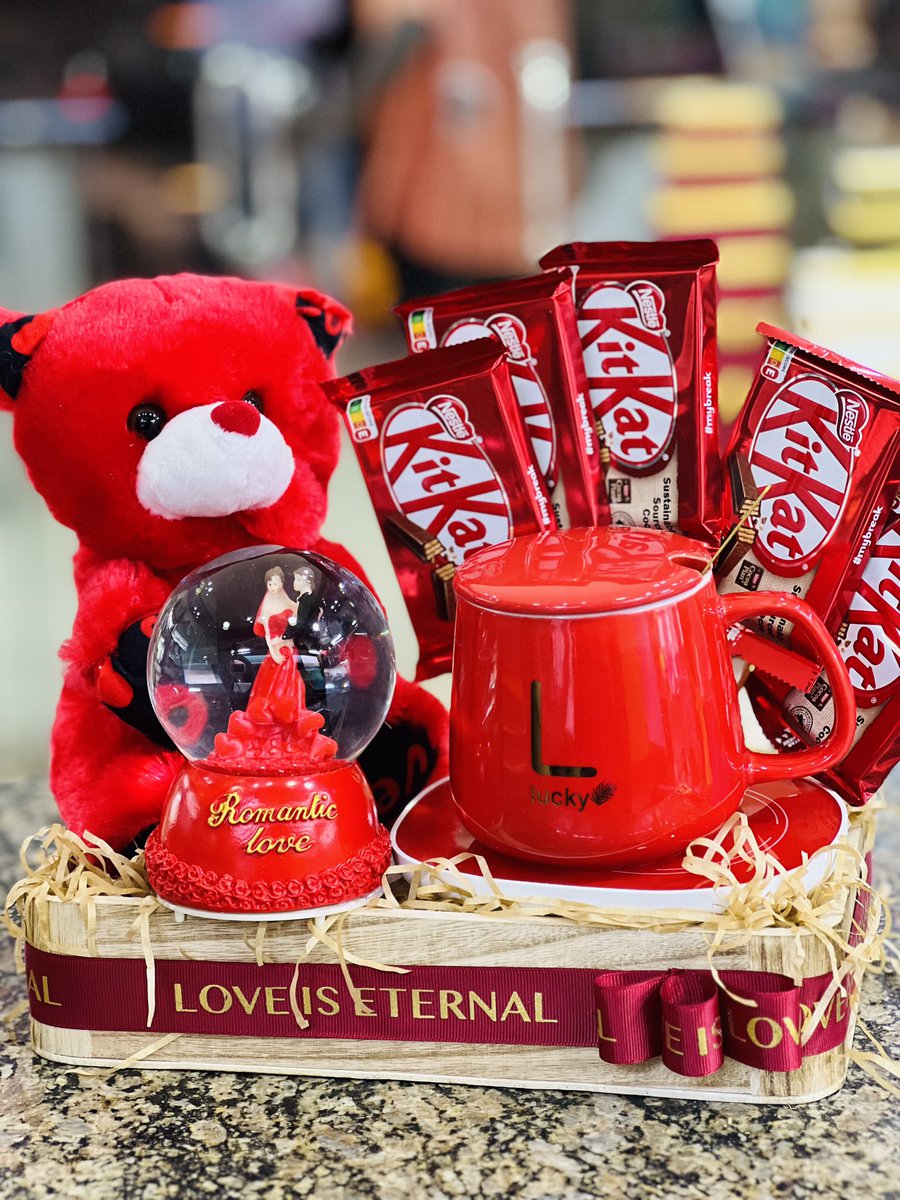 MMGiftsStore1's tweet photo. تمييز مع من تحب 🌹
للطلب و التواصل: 0909364641 https://t.co/Oq9u1klOCb