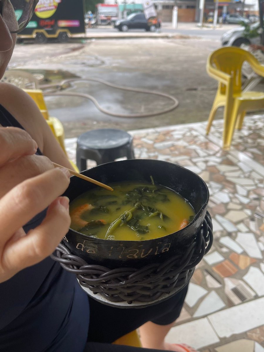 MarciaS79633522's tweet photo. Essa árvore se chama cuité. Seu fruto é muito utilizada no interior do Nordeste brasileiro seja como utensílio ou objeto de decoração. Na Região Amazônica é utilizada pela cultura indígena para tomar tacacá. https://t.co/HKExtEtwzN