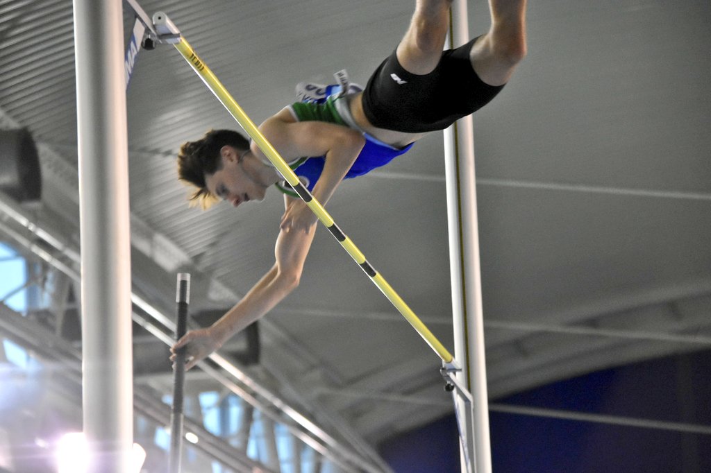 Will Lane added 5cm to his PB with 4.86m to take gold in the pole vault.