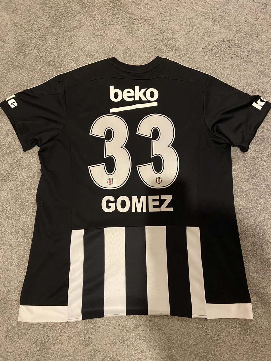 🚨AÇIK ARTIRMA🚨

2015-2016 sezonunu şampiyon tamamlayan kadronun tamamının imzaladığı Mario Gomez formamı satıyorum. 

En yüksek teklifi verip ücreti <a href="/ahbap/">Ahbap</a>’a bağışlayarak dekont paylaşan kişiye kargoluyorum. 

Açılış fiyatı 10.000 TL. 

Not: Maç forması değildir.