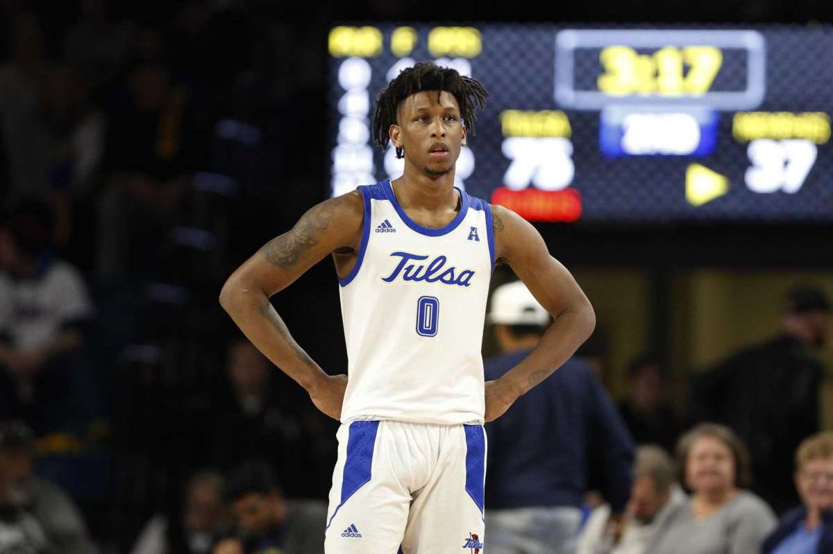 Josiah_Moseley0's tweet photo. After a great talk with @CoachKonkol I am very blessed to say that I have received an offer from The University of Tulsa! @TUMBasketball @STPTigerHoops @CoachToine_24 @BTYbasketball @ATXFUTURE1 @onetimelegends https://t.co/CglJlFKtbj