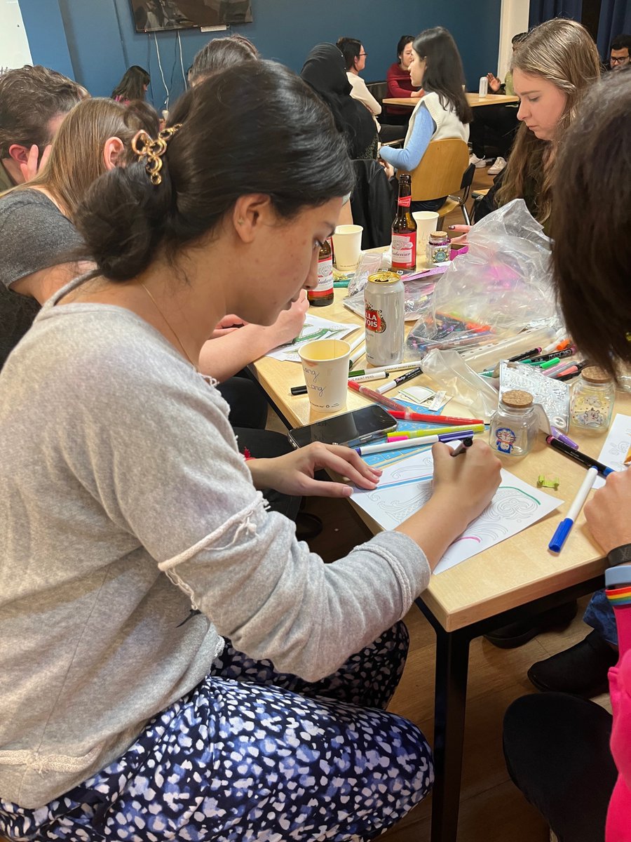 🍕KEENAN HOUSE PIZZA PARTY🍕

We hope you enjoyed the pizza, crafts, and Jenga! Looking forward to seeing you all at our joint wine &amp; cheese night with Hatfield SCR on Thursday🍷🧀

#hatfieldmcr #chillnightin