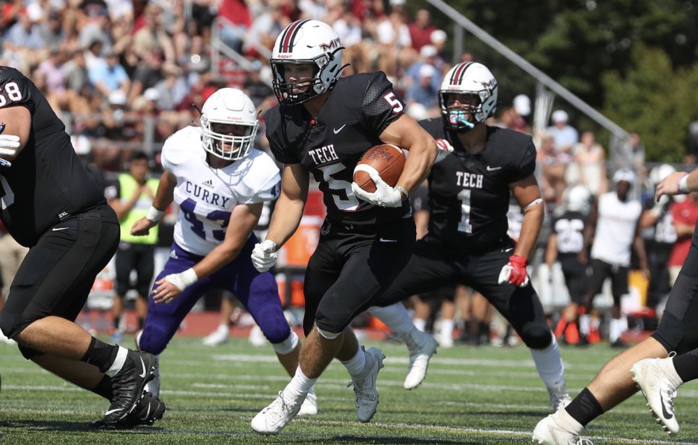 Shout out to <a href="/MITFootball/">MIT Football</a> for the amazing overnight visit! Enjoyed the atmosphere and campus very much. 🔴⚪️🦫 #Rolltech <a href="/bbubna/">Brian Bubna</a> <a href="/CoachGazlay/">Will Gazlay</a>