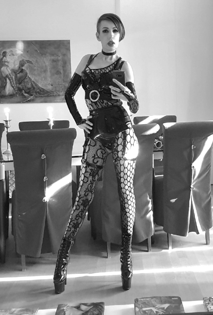 ... hot ladys 😍😍😍
untill 19.2.  are still appointments with miss mary &amp; me  possible!!!