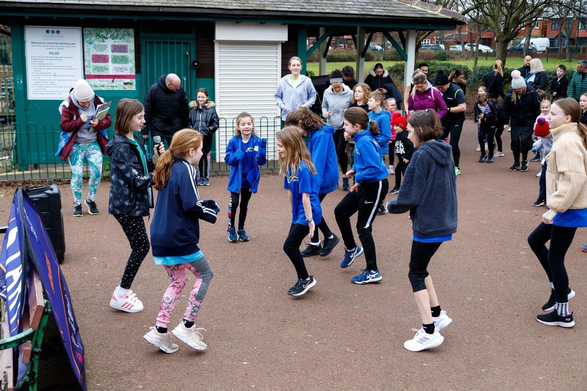 RedcarJRparkrun's tweet photo. Great turnout this morning, lots of first timers and a visit from @CleveClassicsNC 👍. Well done to all our runners, and thanks to our volunteers. Please keep spreading the word! @juniorparkrunUK @redcarparkrun @Redcartown #redcar #juniorparkrun #lockepark https://t.co/Yfc0dgRYYv