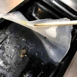 Twitterで見た中で一番役立っているのはコレ!魚焼きグリルの掃除が圧倒的に楽になるライフハック♪