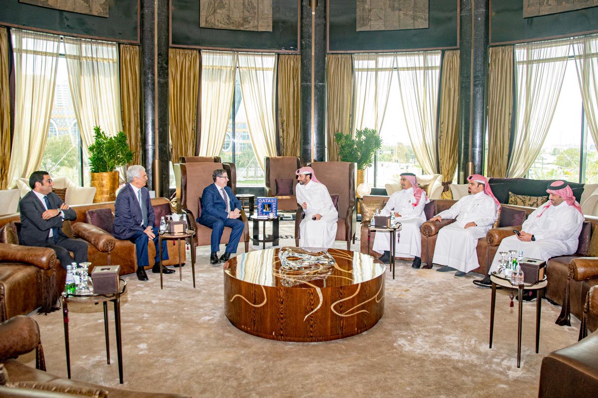 QNAEnglish's tweet image. #Qatari_Diar Inaugurates Construction of New Phase of #CityGate New Cairo
#QNA
ow.ly/Tjm950MQbKg