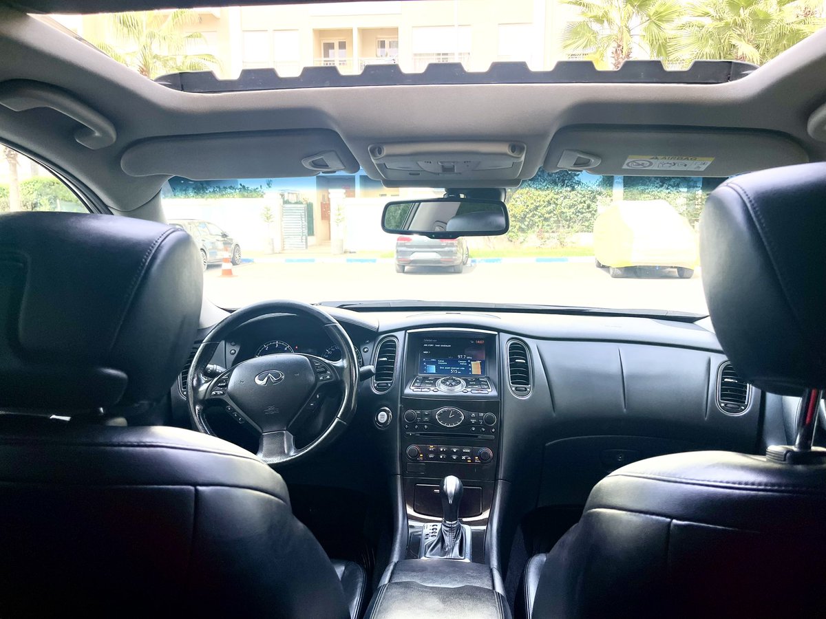 SmartAutoDeals's tweet photo. Infiniti QX50 : motorisation V6 3.0L diesel de chez Mercedes modele 2018, 280ch, 85000km, excellent état, marque premium de Nissan depuis 2015 #avendre #infiniti #infinitiqx50 #suv #maroc #infinitimaroc #nissanmaroc #voituredeluxe #luxe #luxery #luxerylifestyle https://t.co/n5MqMJsa9l
