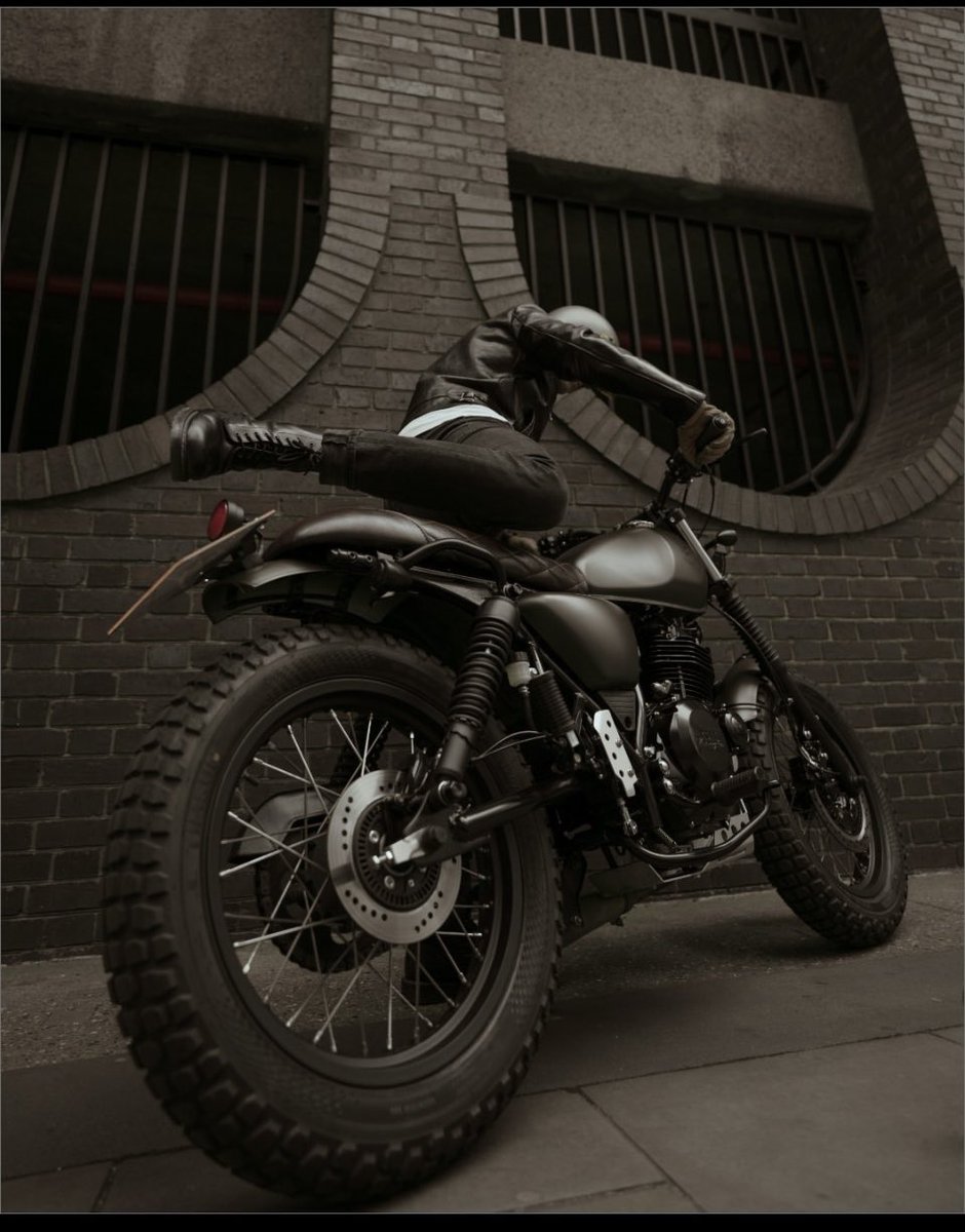 MUTTMOTORCYCLE1's tweet photo. Share from Birmingham Head Shop

@muttmotorcycles

#mutt #fatsabbath #hilts125 #mutters #muttmotorcycles #rs13 #マットモーターサイクルズ #rs13125 #125bike #caferacer #カフェレーサー #mongrel125 #250ccbike #mastiff250 
#muttrazorback 
#fsr https://t.co/DFemqMyysV