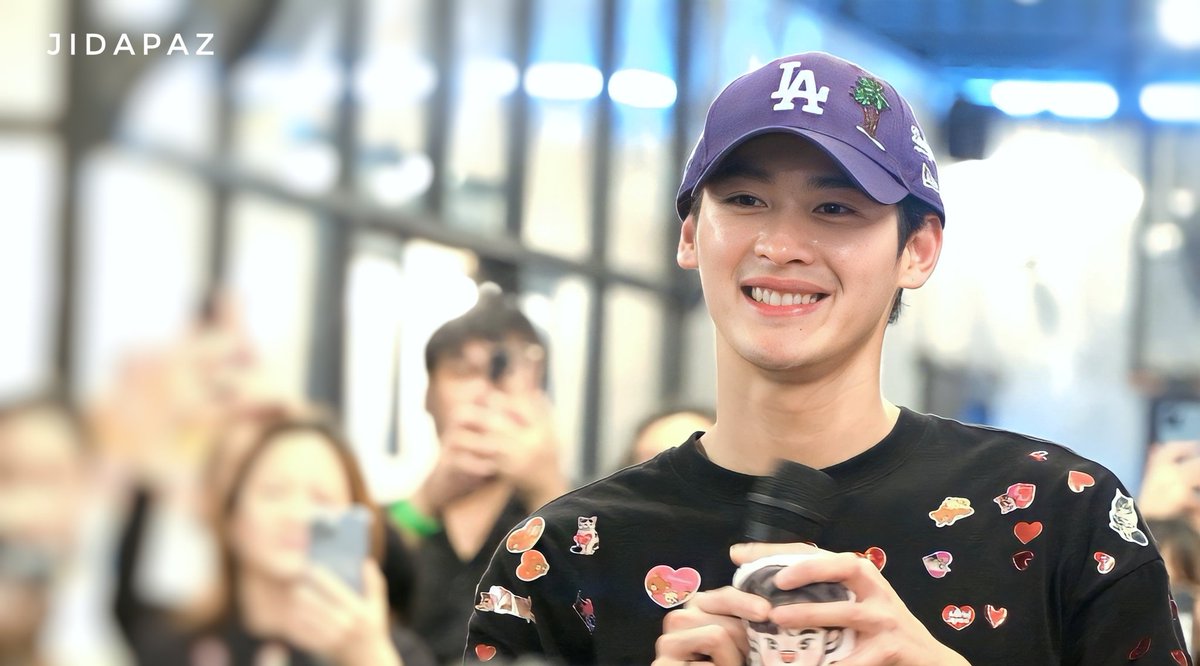 jidapazY's tweet photo. พี่​เก้า​ยิ้มน่ารักที่สุดเลย 😘💜
@numberx9th
#number_9th
#หมูกระทะปาร์ตี้กับเก้า https://t.co/FLjiXZ6Yex