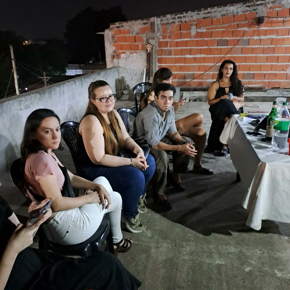 JRMODESOCtes's tweet photo. REUNIÓN DE EQUIPO🗣

Compartiendo un grato momento con los correligionarios: armamos nuestra agenda de trabajo 20.23.🗓
Tenemos mucho objetivos y metas por delante! #AdelanteRadicales 🇮🇩❤️ https://t.co/0r8nxCyu2K
