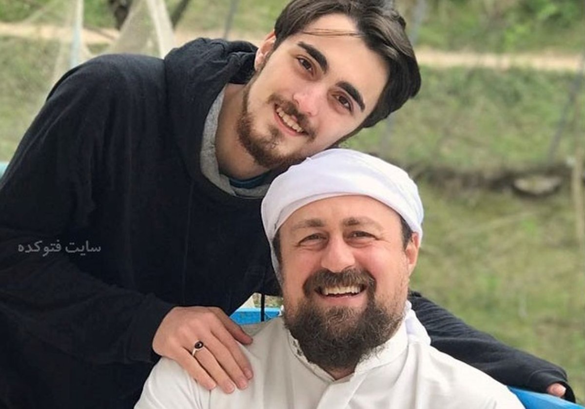 alef20000's tweet photo. مردم حق دارن سوال کنن شغل رضا پهلوی چیه و در تمام این سالها با پول کی زندگی کرده!

عکس تزئینیه https://t.co/WFWhTrLy3B