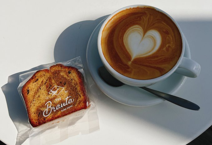 今日はひさびさにご来客を迎えて山の上にコーヒー飲みに行ったり自宅ケーキバイキングしたり周回したりブルーレイみたり有意義な女子会休日を過ごしちゃったなワハハ(後半からあやしい) 