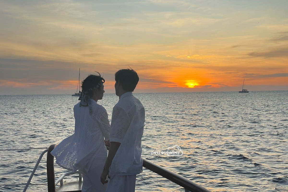 oncloudnine_aa's tweet photo. I told sunset about you❤️

〰️ @CwrNew #NuNew  #TFSSunkissedDatexZeeNuNew #ZeePruk #NuNew #ZeeNuNew https://t.co/dkiy5WvfoL