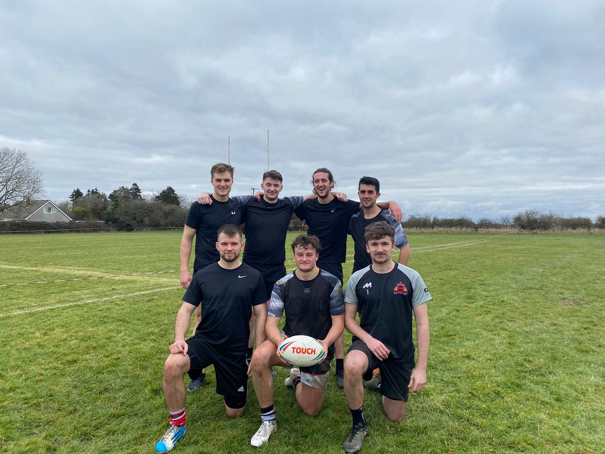 YBarriBlitz's tweet photo. Gêm cyntaf Y Barri Blitz. Diolch am y gêm @WickRygbi! 

First game for the Barry Blitz. Thank you @WickRygbi! https://t.co/rbzbHTpNER