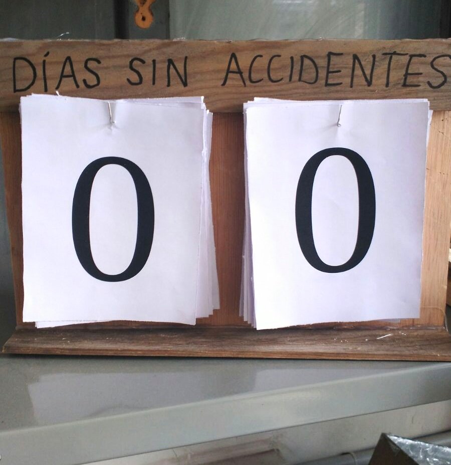 Krias's tweet photo. @PAYAXO2 Ya llevaba varios días sin caer, ahora reiniciamos https://t.co/h2JQveU6oJ