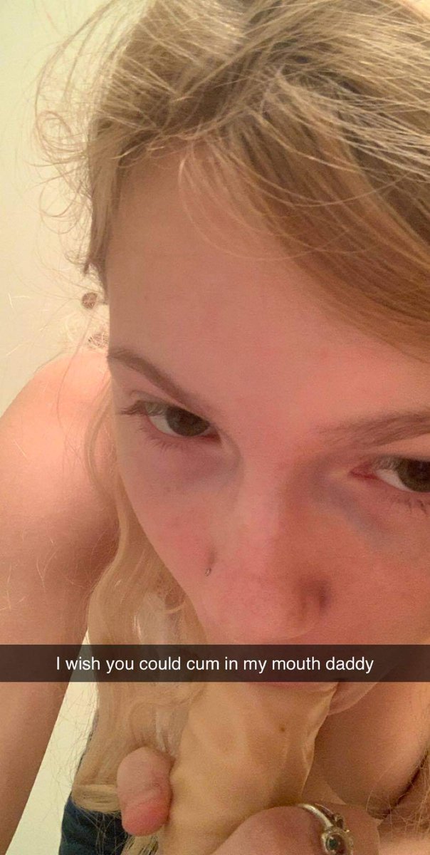 BriPriv69's tweet photo. Come fill my mouth daddy https://t.co/Bm3xnCvs9o