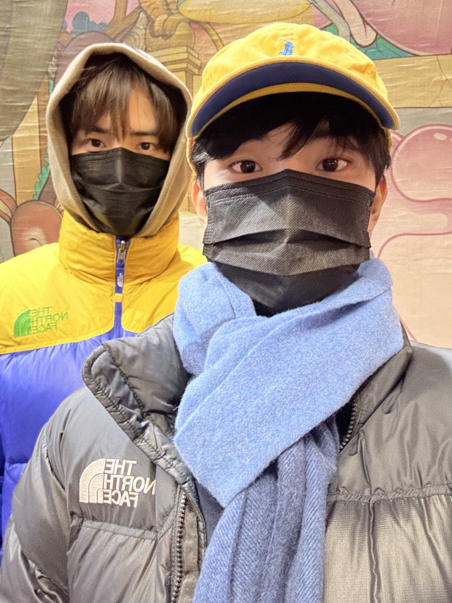 cheagmin's tweet photo. <3 wake up hyung! It's time to show your power! Teleport!!! Now!!! https://t.co/6bp8CjwVIF