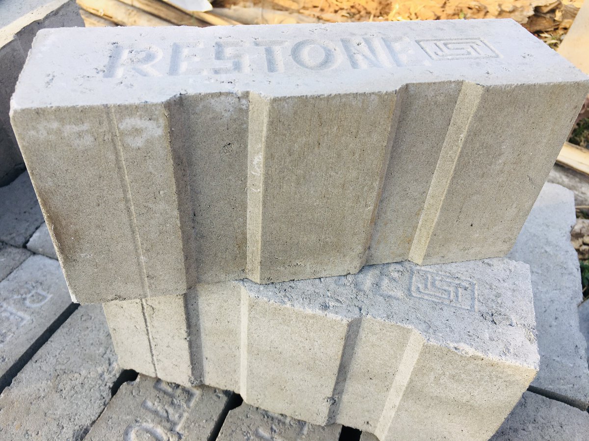 RestoneGroup's tweet photo. Restone Making High strength #Fly_Ash_Bricks up to M40 https://t.co/CfyLxbggLS