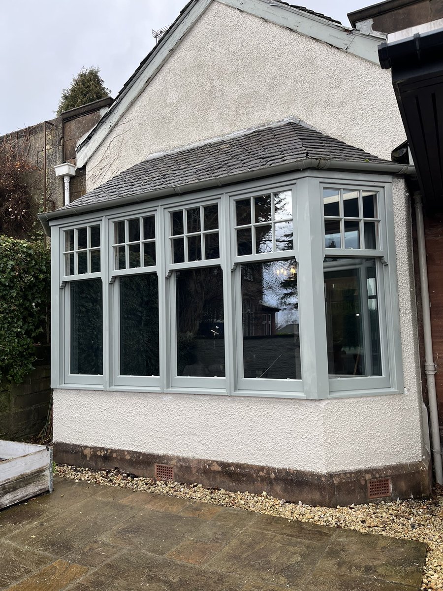 CHECK OUT THE FULL TRANSFORMATION ON OUR INSTAGRAM. One of the Jobs completed last week in Bearsden ✅ Bay of 6 old single glaze casements windows replaced with sash and case with spiral balance system. Outside finished in Pigeon fallow and ball 🪟 #sashwindowsglasgow