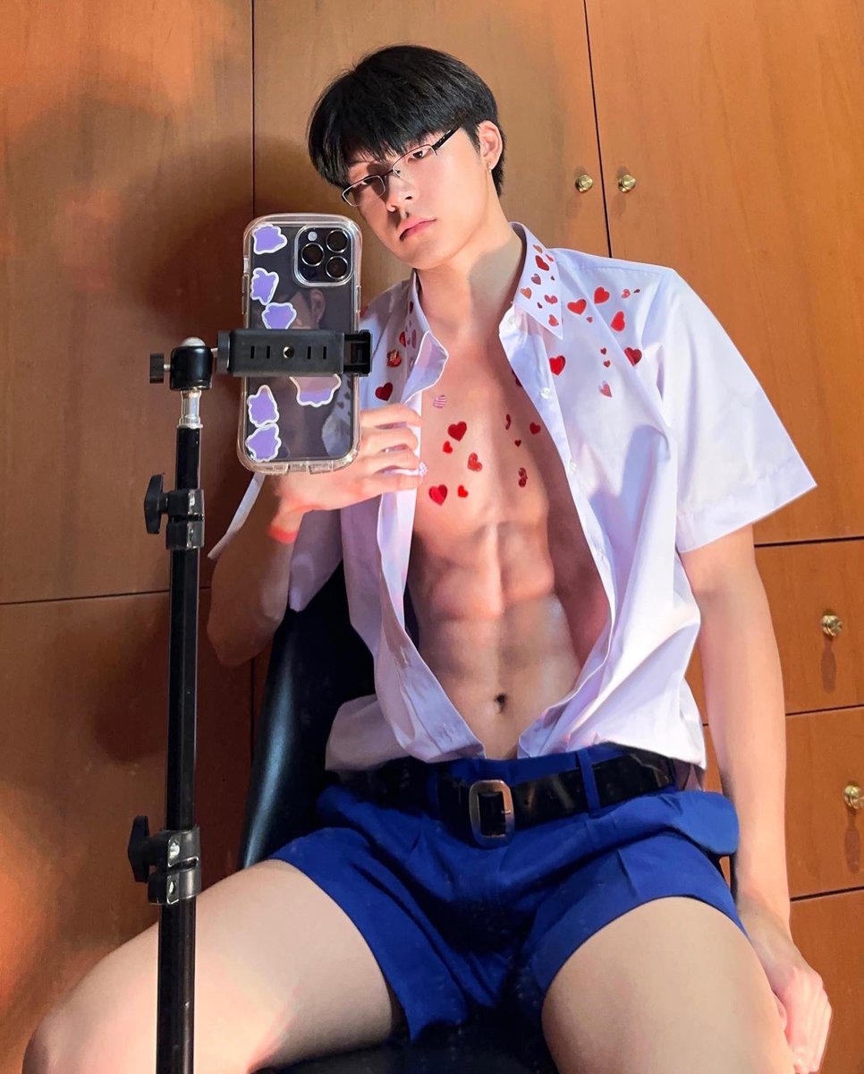 theshabar's tweet photo. พร้อมมีรักเป็นนักเรียน 👱🏻‍♂️😘���☺️😍❤️ lll ig : billtnk #เสพติดผู้ชาย @theshabar2 https://t.co/uwlHaXjaos