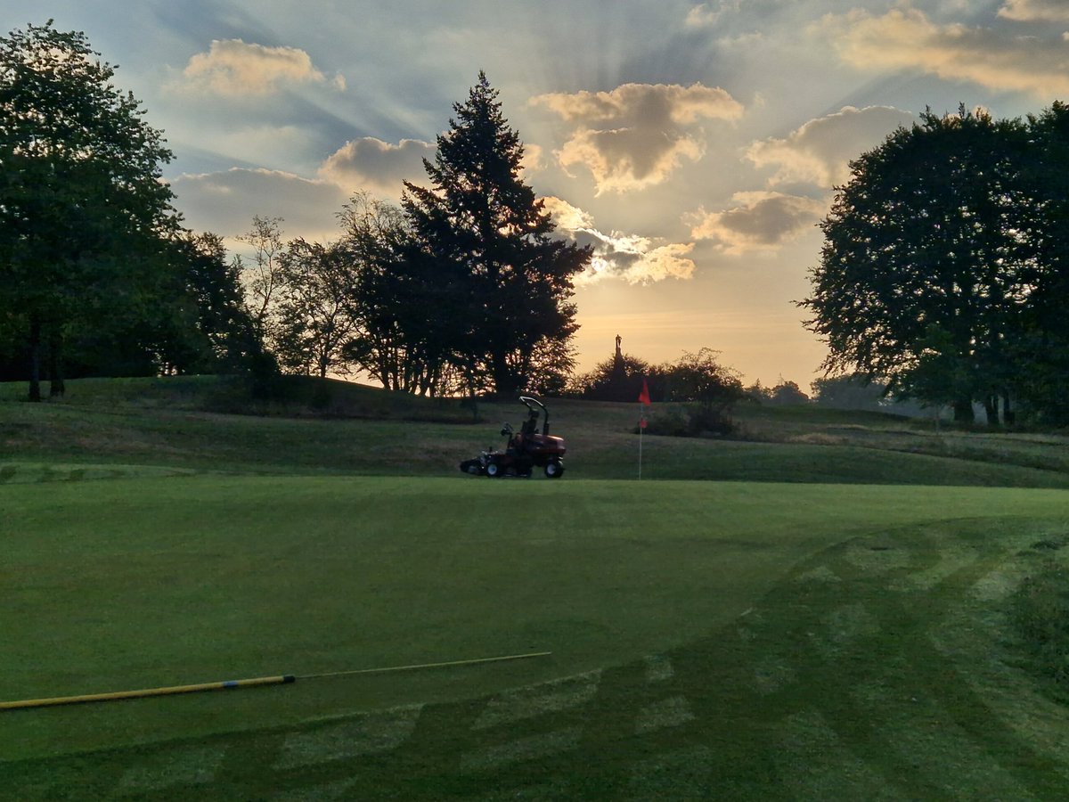 DamrowLucas's tweet photo. Golf Club Kassel-Wilhelmshöhe e.V are looking to add members to our Greenkeeping staff, wir suchen Mitarbeiter für unser Greenkeeping team #greenkeepingkassel #turfgrassmaintenance #golfclubKassel #Hessen #greenkeeping @LukasDittmann4 @KSgreenkeeper @terralift @KasselCommunity https://t.co/l3YHfblA64