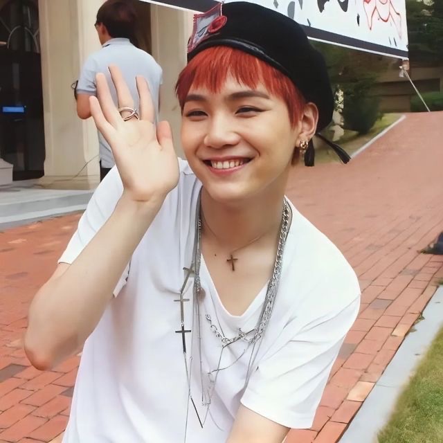 emobtshourly's tweet photo. https://t.co/CKRUFaNQI4