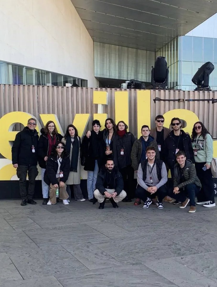 Menuda experiencia se llevan los alumnos de la <a href="/universidadcjc/">UCJC</a> y del Grado en Comunicación Audiovisual y Nuevos Medios trabajando en el making-of de los <a href="/PremiosGoya/">Premios Goya</a> 👏🏻👏🏻👏🏻👏🏻