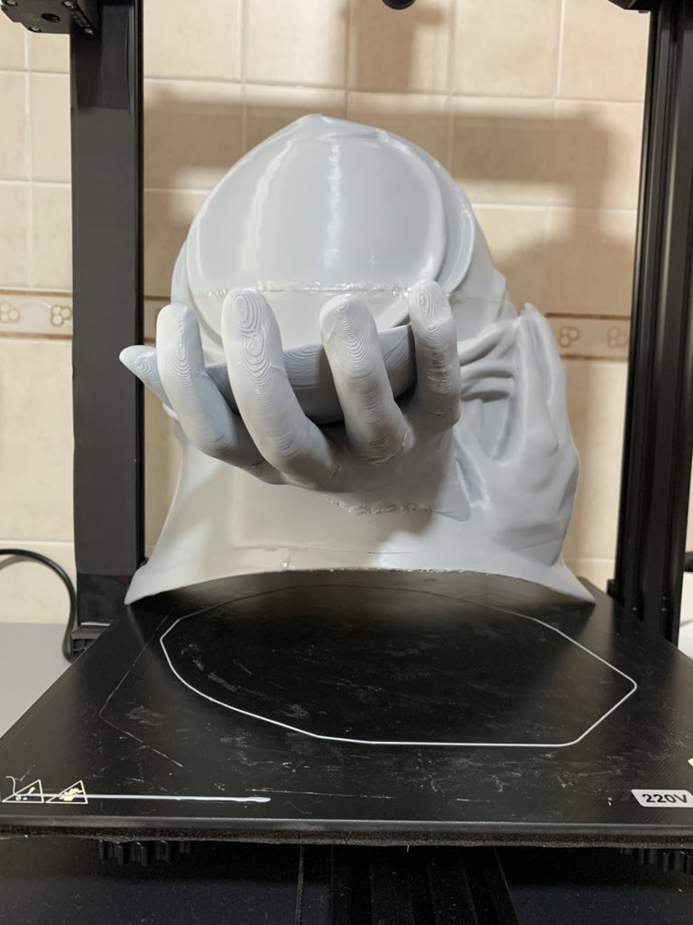 3d_voltio's tweet photo. Recien salido del horno el ultimo yelmo del caballero de dead by daylight.
#killersdbd #knightdbd #DeadbyDaylight https://t.co/wjWMhxB4mk