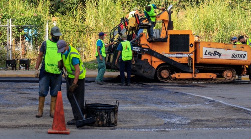 Aplicarán 10 mil toneladas de asfalto en Guaicaipuro estado Miranda

#DíaDeLaJuventudPatriota

vtv.gob.ve/aplicaran-10-m…