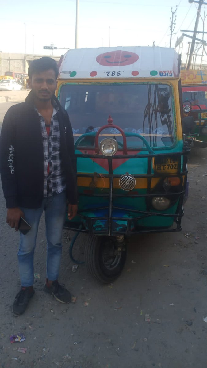 Ghaziabad Traffic Police tweet media