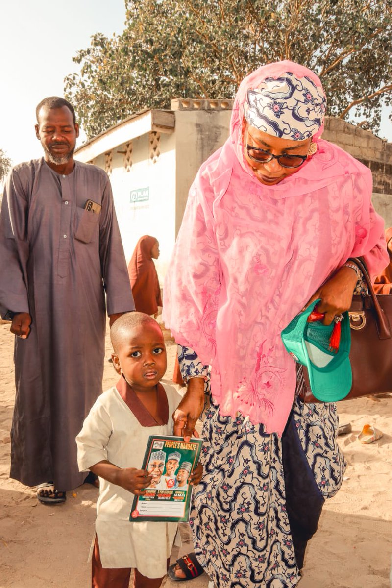 FatiAtiku's tweet photo. I commend the steadfastness and commitment of the Women and Youth Support For Atiku Waysa field operations team.  I will soon join them in Borno and Yobe States to deliver the message of hope from Atiku and restore in them confidence ahead of the forthcoming elections. #Waysa https://t.co/pa7XMevFhw