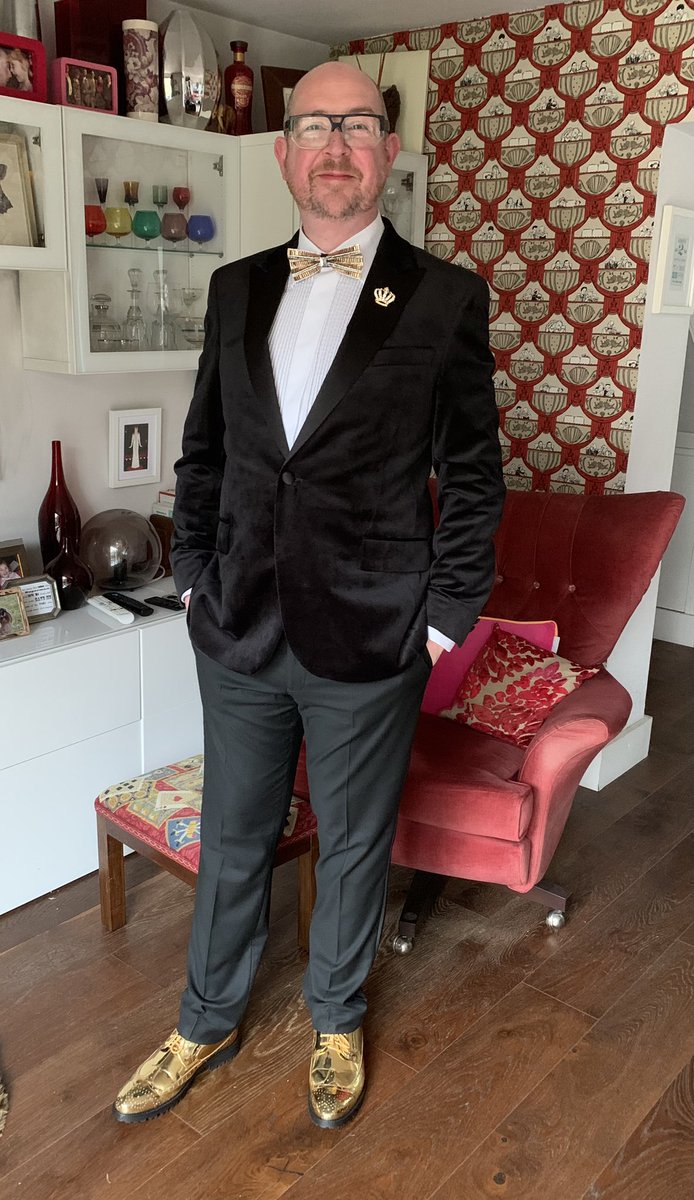 Spruced up and OFFIES Awards Ready. The eyebrow is excited! 😉