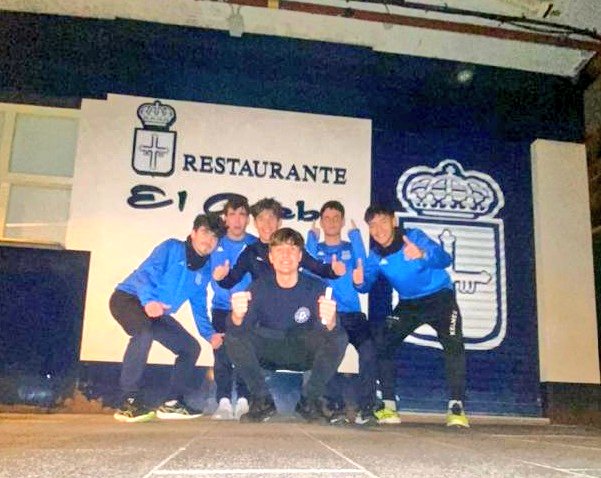 COLABORADORES |

Si estás pensando en ir a comer/cenar fuera de casa  👉🏻 Prueba el Restaurante EL ACEBO <a href="/acebo_el/">Restaurante el Acebo</a> que además de ayudarnos con el día a día del Club, está todo...
...ESPECTACULAR 😋

¿Dónde está?
Justo frente a PM Los Cantos

#123Alcorcón
#ConElCorazónEnLaPista💛