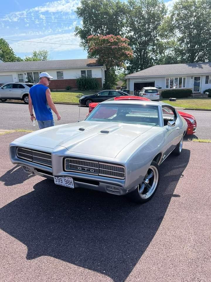 lippyent's tweet photo. 1969 Pontiac GTO 400! https://t.co/XcyQUWUrTC