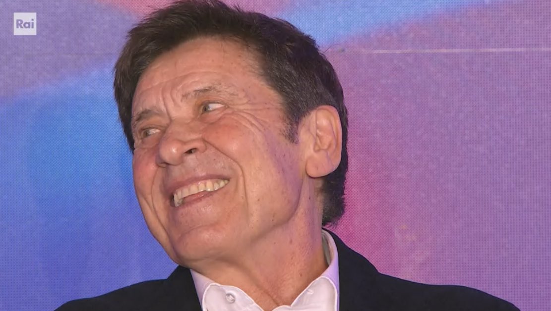 Cinguetterai's tweet photo. Gianni Morandi: “Mi porto a casa la scopa”

#Sanremo2023 https://t.co/8aaIcLIBpL