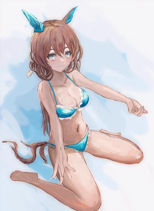 水着アヤベさんに最高のモフモフを与えるが良いぞ#ウマ娘#アドマイヤベガ 