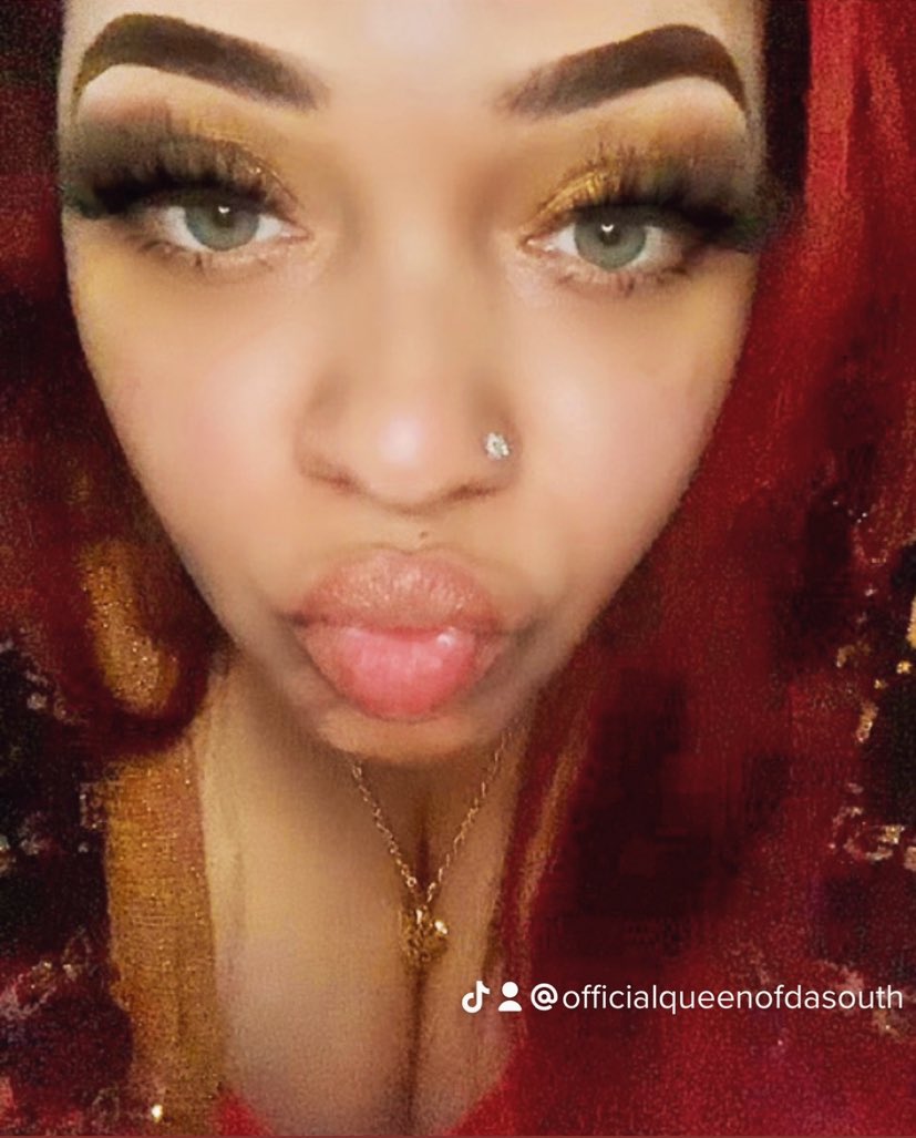 Queen tweet media