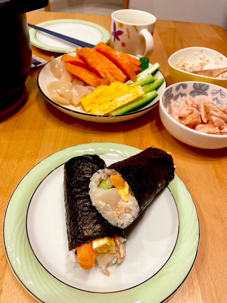 Y515M3131's tweet photo. 恵方巻き美味しかったです。
#ヤナログ https://t.co/dvNpiZ1wa2