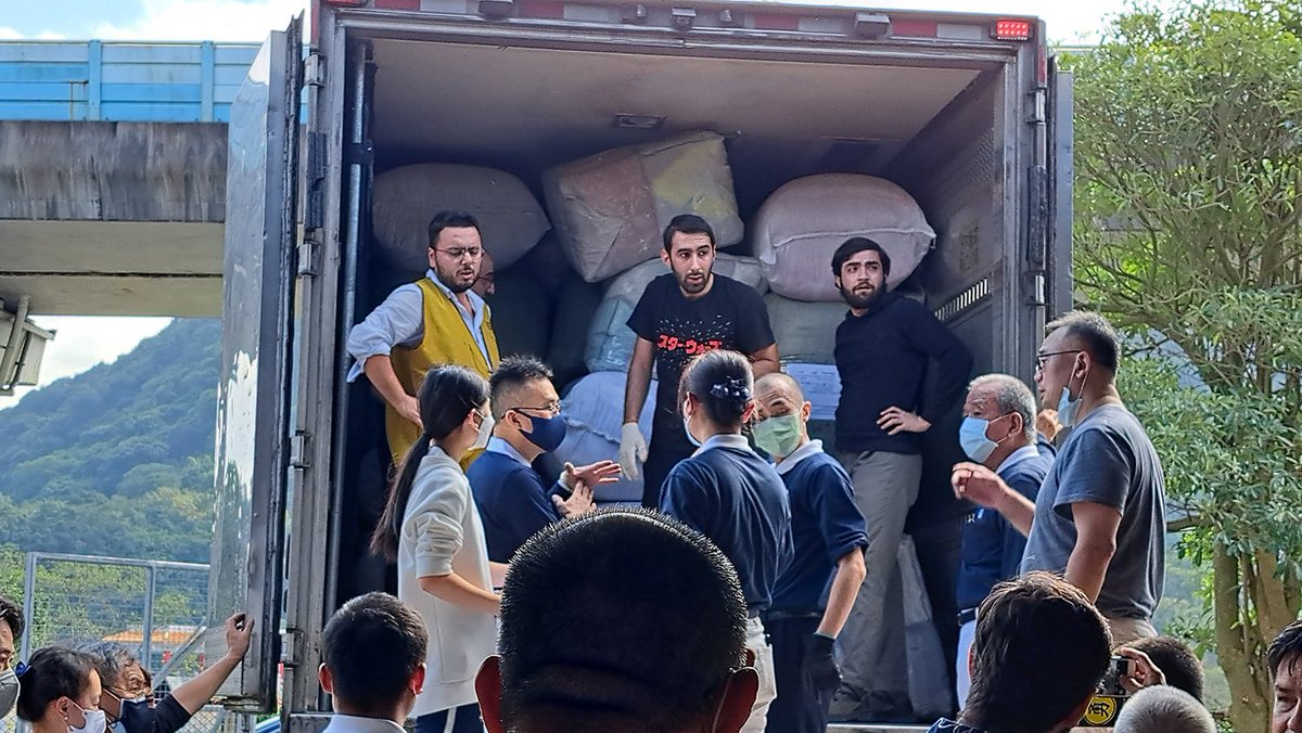 Thank you Taiwan.
謝謝台灣。
Teşekkürler Tayvan.