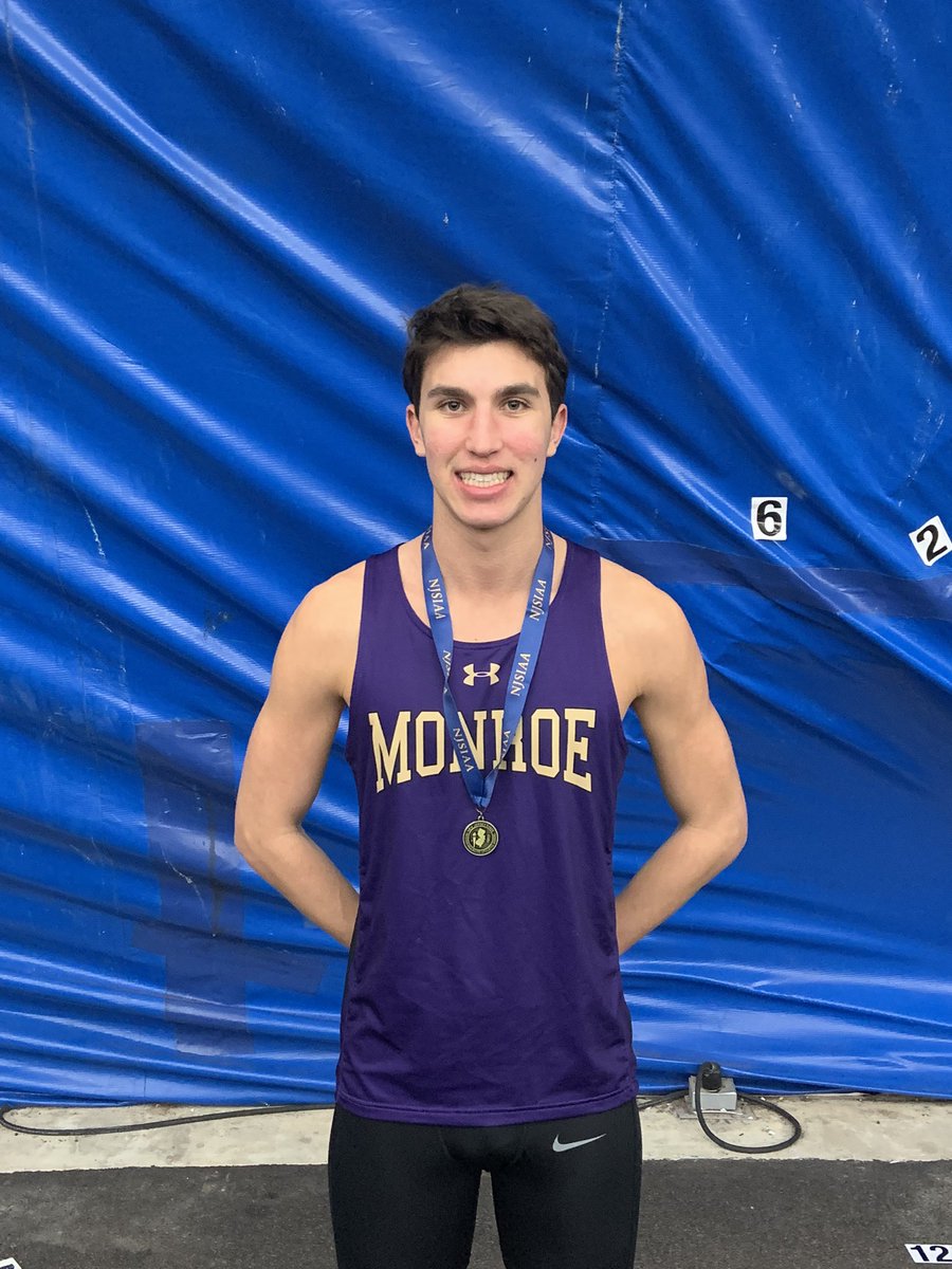 MonroeBoysTrack's tweet photo. What a night for your Monroe Falcon runners! Jaden Enis defends his Central Jersey Grp4 800 m title and Maan Patel follows it up with a 2nd place finish in the 3200m. Throw another a handful of more PRs into the mix and it was a #greatdaytobeafalcon! https://t.co/dWrBbGmZXl