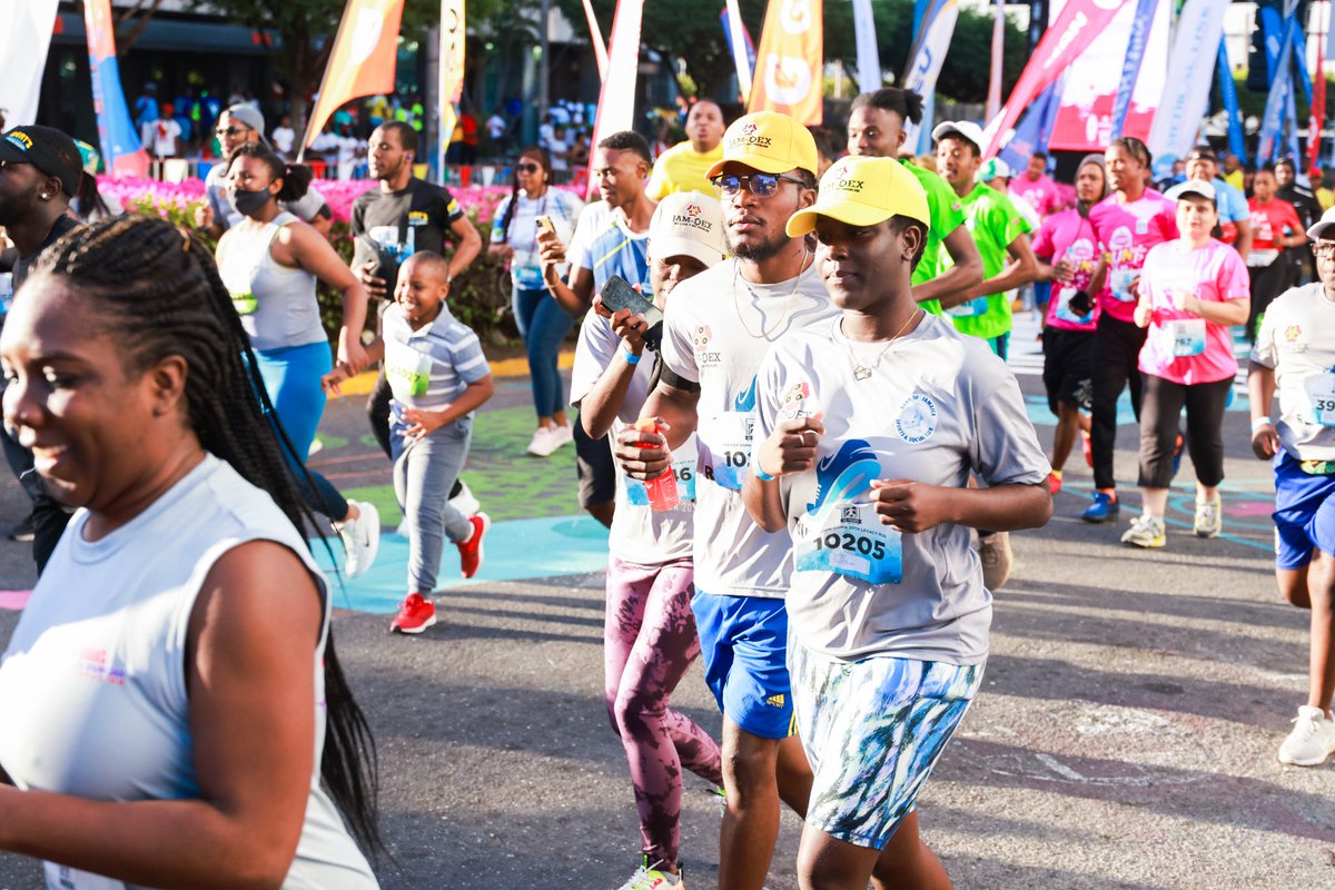 CentralBankJA's tweet photo. Happening Now: JAM-DEX at the SIGMA 25th Legacy Run/Walk.  #JamDex #BOJspeaks https://t.co/JiUbzE230B