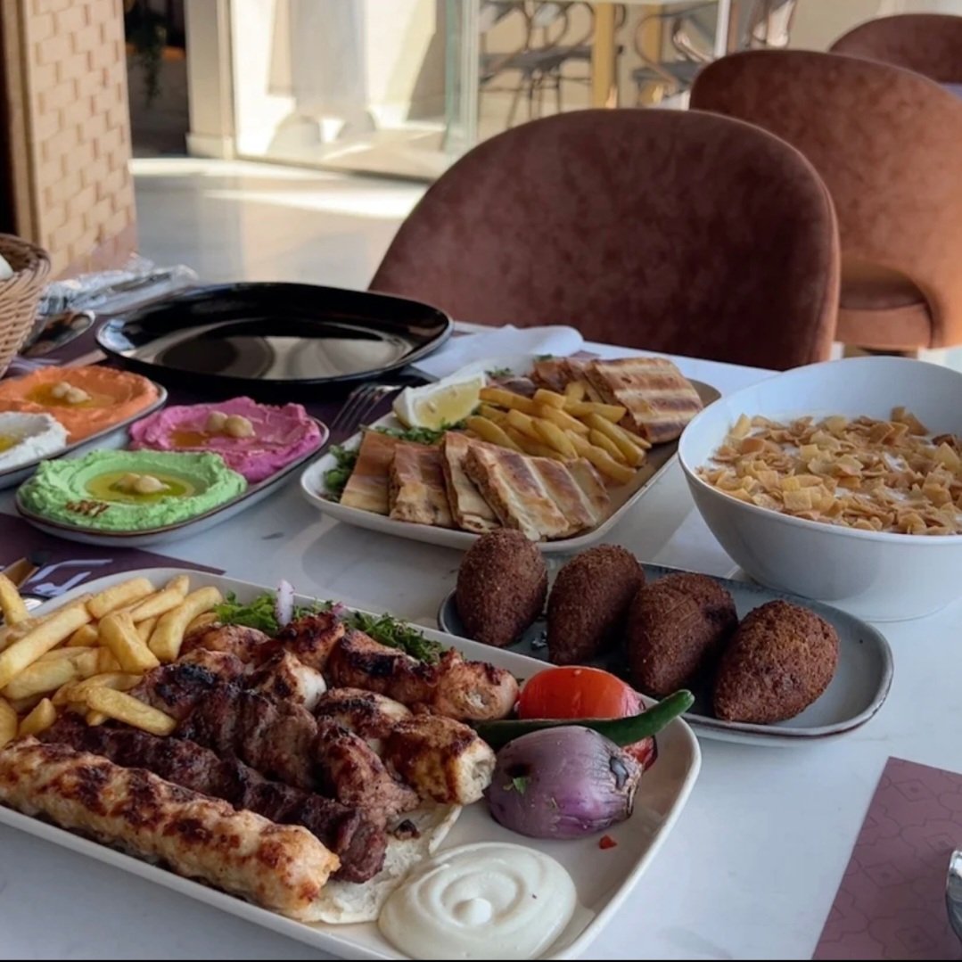 Riyadhrc3's tweet photo. مطعم كيلو كباب فرعين فرع القادسية طريق الشيخ جابر وفرع قرطبه طريق الثمامة ويوجد ستائر https://t.co/3tRg19tM8H