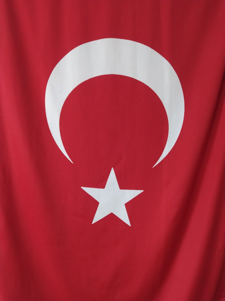 eakalin59's tweet photo. Bu #AHBAB denen dernek bu Ülkenin Yararına kurulmadığının kanısındayım🤔
#Devletimden "Bunu kuranları, 81 İlde örgütlemiş Başkanlarını, Üyelerini" her daim takip ve kontrol altında tutmasını istiyorum🤗
@suleymansoylu
@bybekirbozdag
@EmniyetGM https://t.co/Y6T397Wd4s