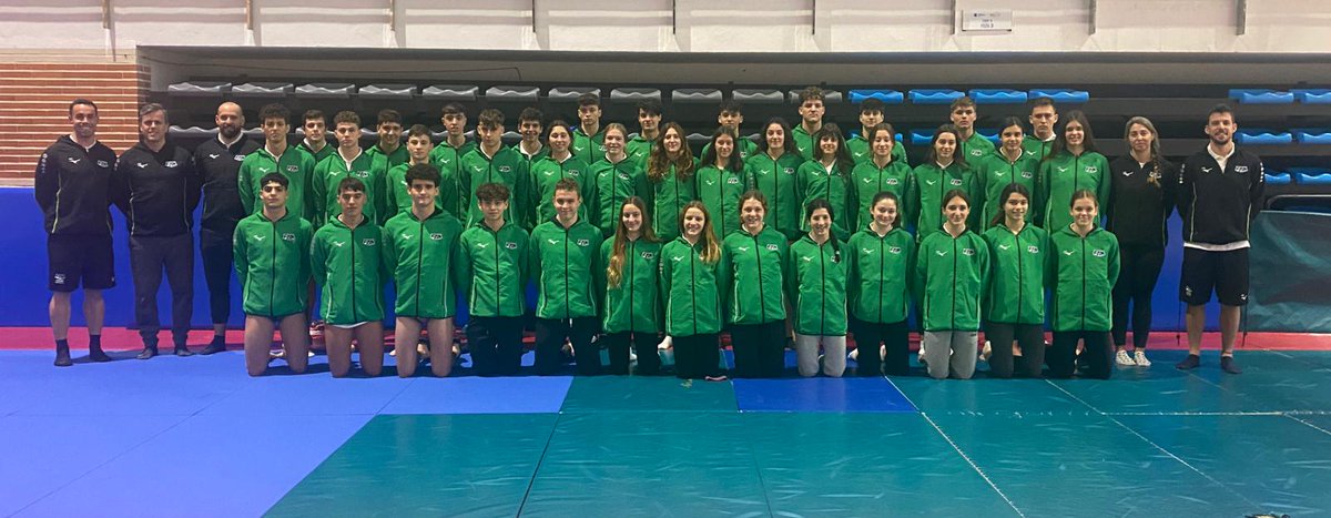 #natacion Campeonato de España por Federaciones Territoriales. La Selección Andaluza segunda en la clasificación conjunta. ¡¡Enhorabuena!! ¡¡Gracias por vuestro esfuerzo!! Campeones!!  🔝🔝 <a href="/DeporteAND/">Deportes Andalucía</a> <a href="/Cafdsocial/">CAFD | #TuNuevaCAFD</a>