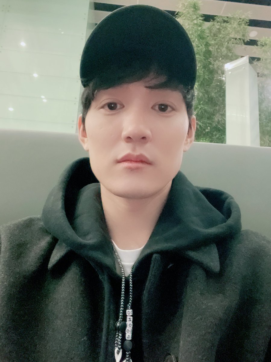 2회 공연하고 이 밤중에 뭐하는걸까요?