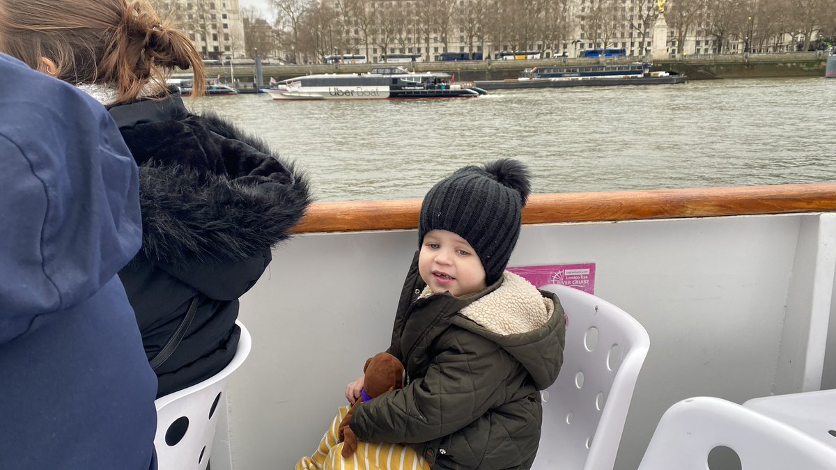 Invisiblebear84's tweet photo. And people think we only go to Wetherspoons 🤔🤔 #ActionPackedWeekend #LondonEye #RiverCruise https://t.co/4QF9xmZKfH