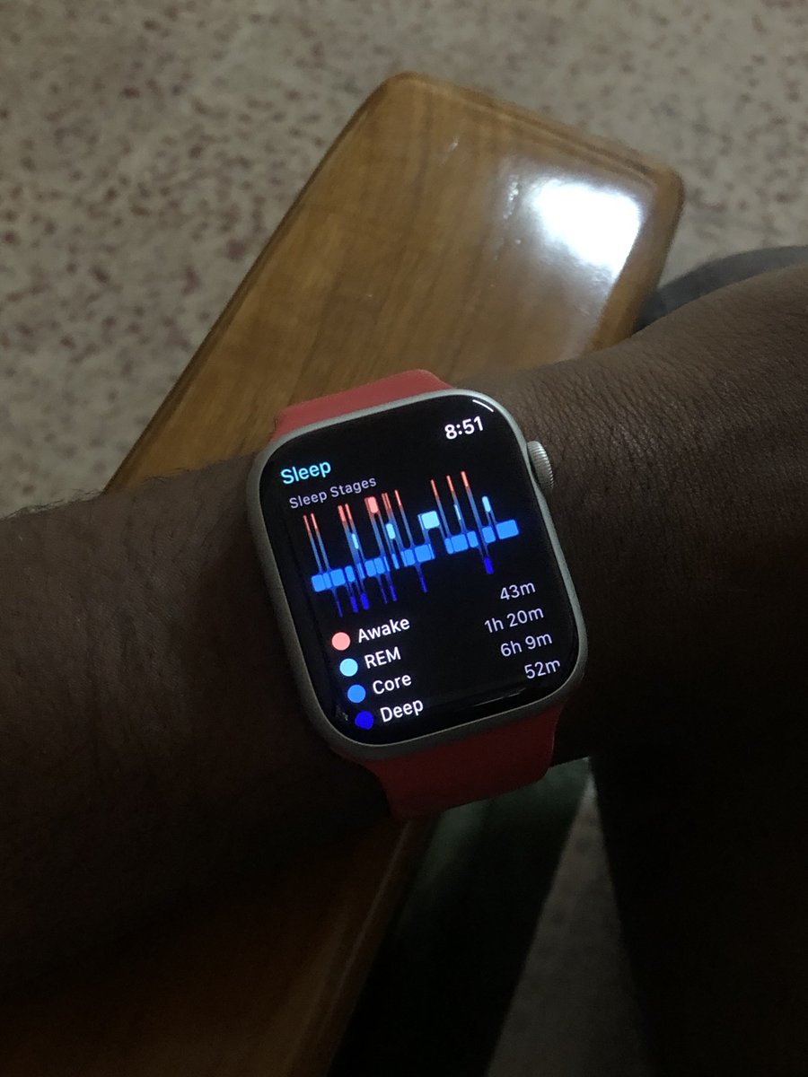 DuanneMarian's tweet image. Sleeping Track is super cool. 

#AppleWatchSeries8 #watchos9  #sleepingtrack