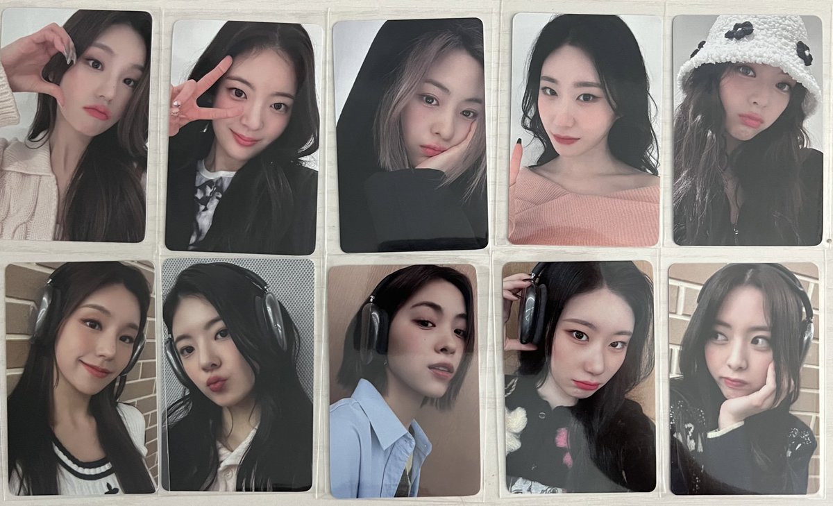 bombshell_itzy's tweet photo. wts lfb (Claiming tweet)
ITZY Withmuu r7 naia x airpods pc

1600 each mem set with 1 album
8000 set with 5 albums

✅️Yeji
✅️Lia
✅️Ryujin
✅️Chaeryeong
✅️Yuna

-will prio set taker
-yeji and ryujin must be with another member
-50% dp 50% once pc is onhand

mine + member https://t.co/4ZBgpfuXNR